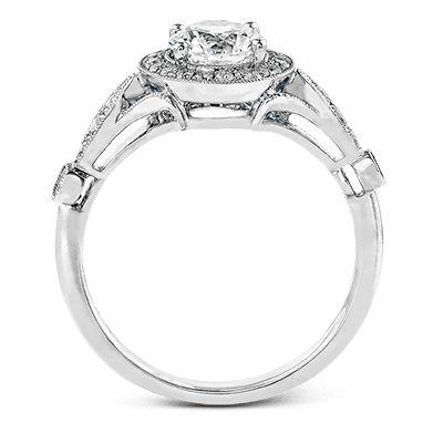 Engagement Ring in 18k Gold with Diamonds