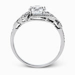Engagement Ring in 18k Gold with Diamonds