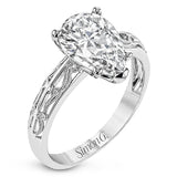 Engagement Ring in 18k Gold with Diamonds