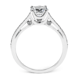 Engagement Ring in 18k Gold with Diamonds