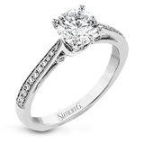 Engagement Ring in 18k Gold with Diamonds
