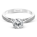 Engagement Ring in 18k Gold with Diamonds