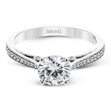 Engagement Ring in 18k Gold with Diamonds