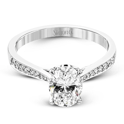 Engagement Ring in 18k Gold with Diamonds