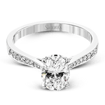 Engagement Ring in 18k Gold with Diamonds