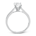 Engagement Ring in 18k Gold with Diamonds