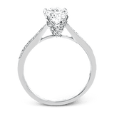 Engagement Ring in 18k Gold with Diamonds