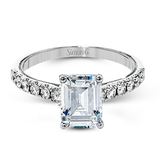 Engagement Ring in 18k Gold with Diamonds