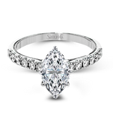 Engagement Ring in 18k Gold with Diamonds