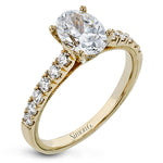 Engagement Ring in 18k Gold with Diamonds