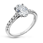 Engagement Ring in 18k Gold with Diamonds