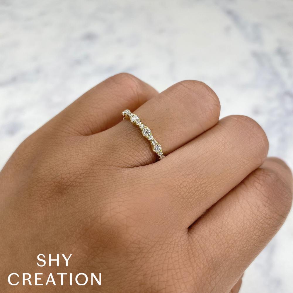0.77CT 14K W/G DIAMOND LADYS BAND
