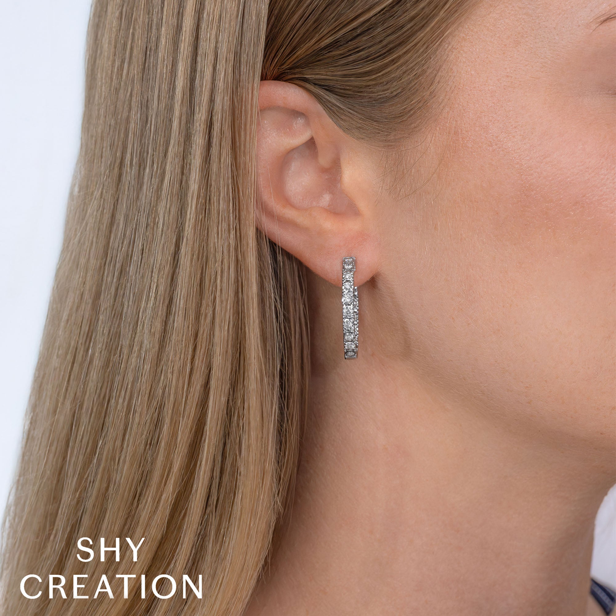 1.06CT 14K W/G DIAMOND HOOP EARRING