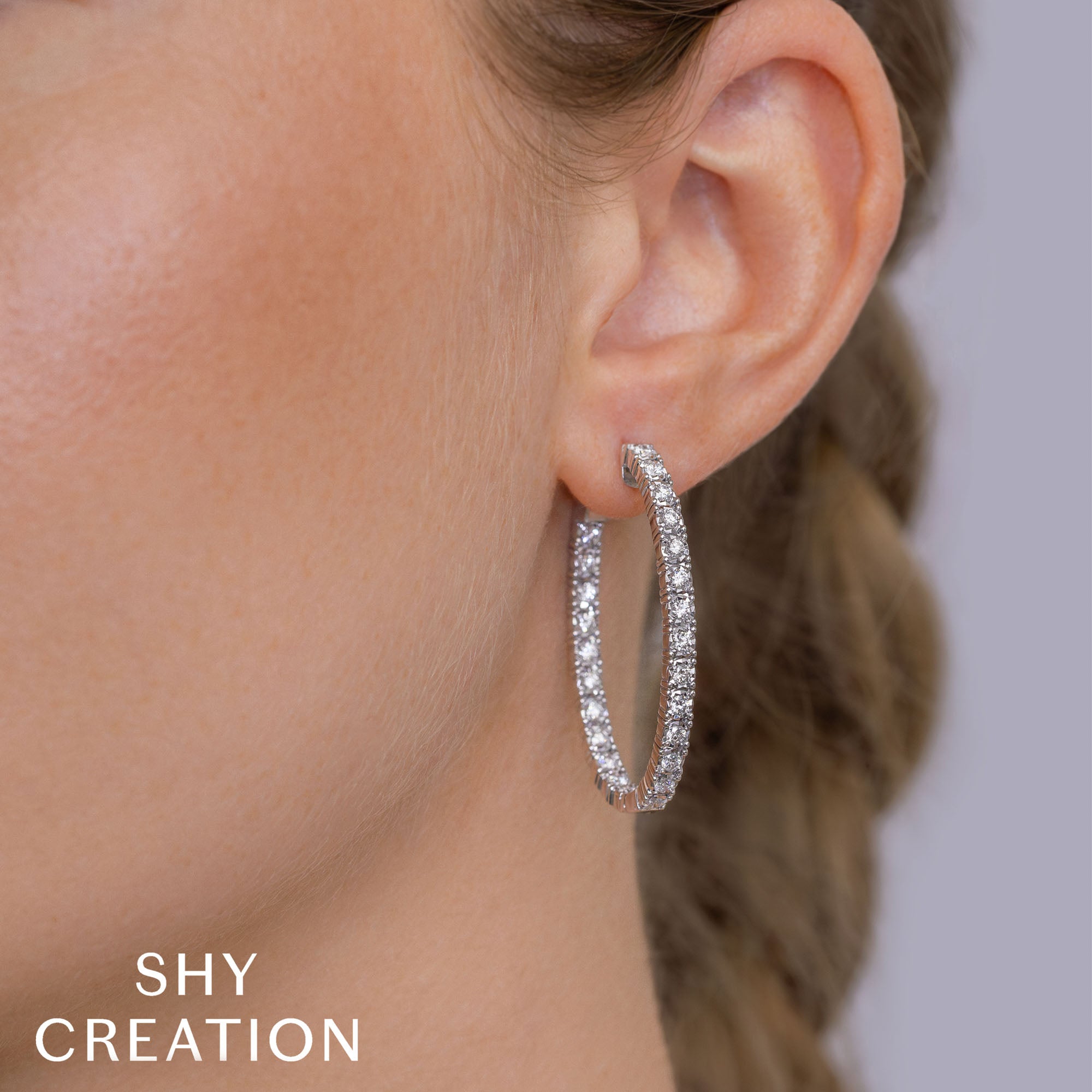 1.50CT 14K W/G DIAMOND OVAL HOOP EARRING