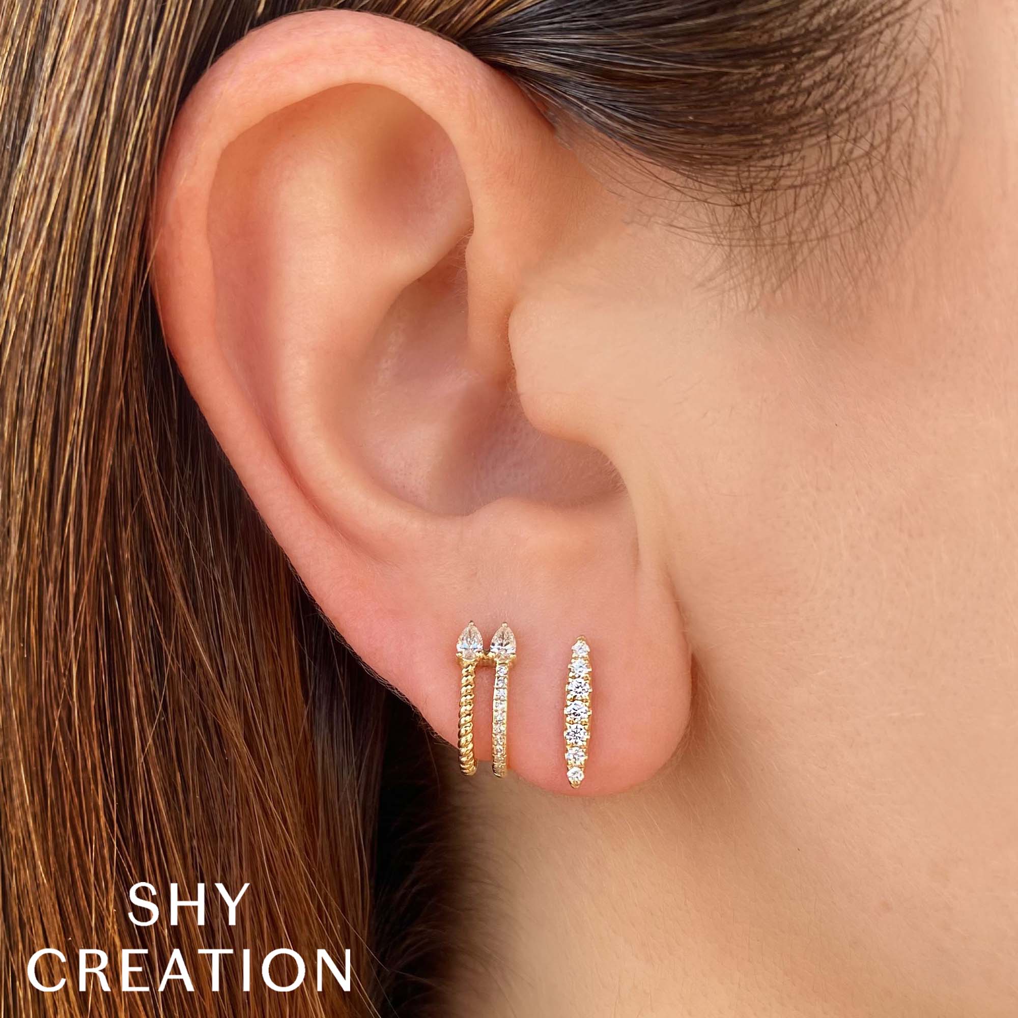 0.19CT 14K W/G DIAMOND BAR STUD EARRING