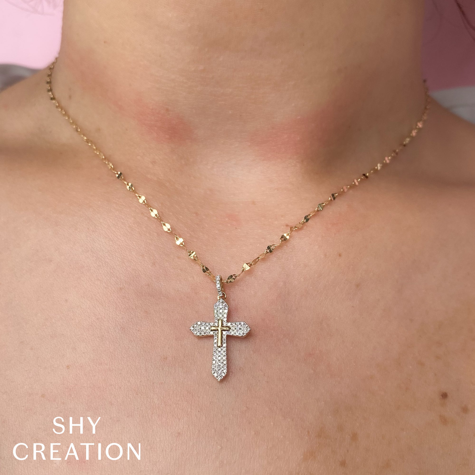 0.17CT 14K Y/G DIAMOND PAVE CROSS SPARKLE CHAIN NECKLACE