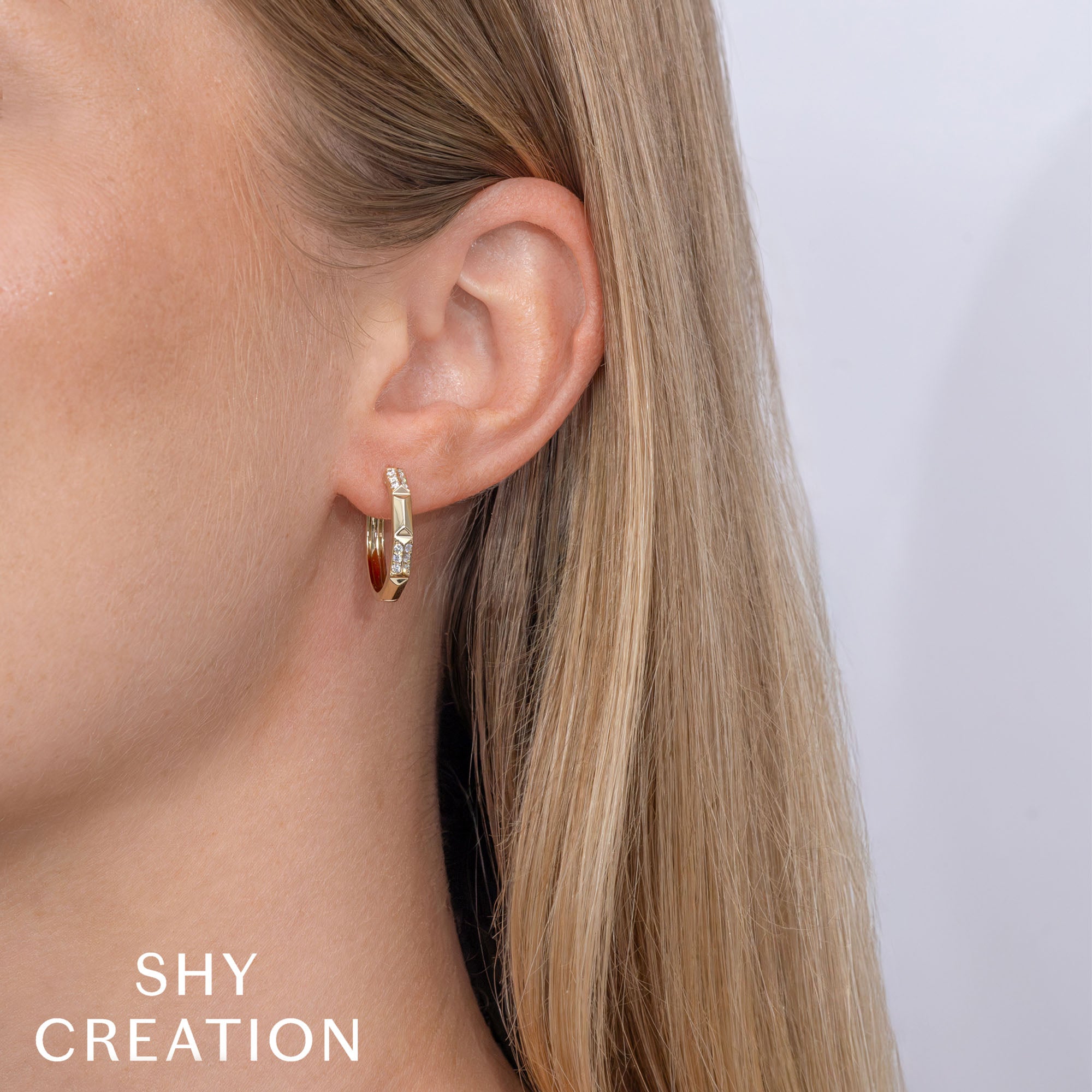 0.24CT 14K Y/G DIAMOND GEO CUT HOOP EARRING