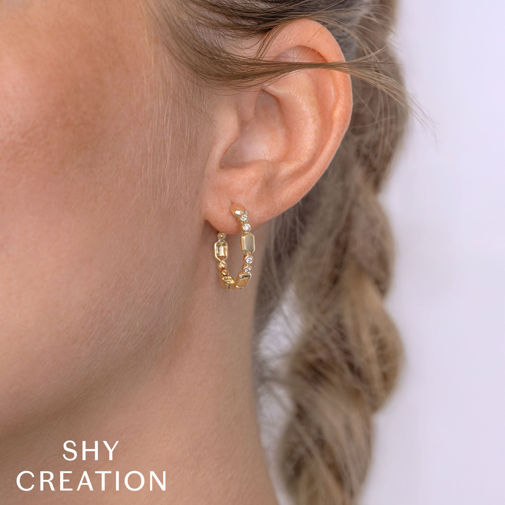 0.12CT 14K Y/G DIAMOND BEZEL GEO CUT HOOP EARRING